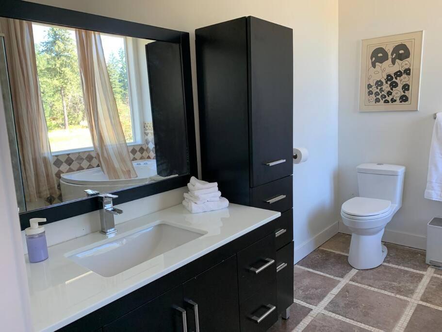 Country Home, Sleeps 6 Pets Friendly Port Alberni Exterior photo