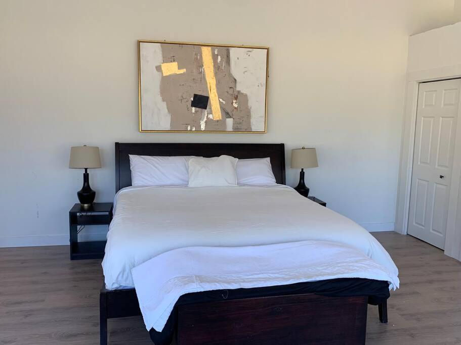 Country Home, Sleeps 6 Pets Friendly Port Alberni Exterior photo