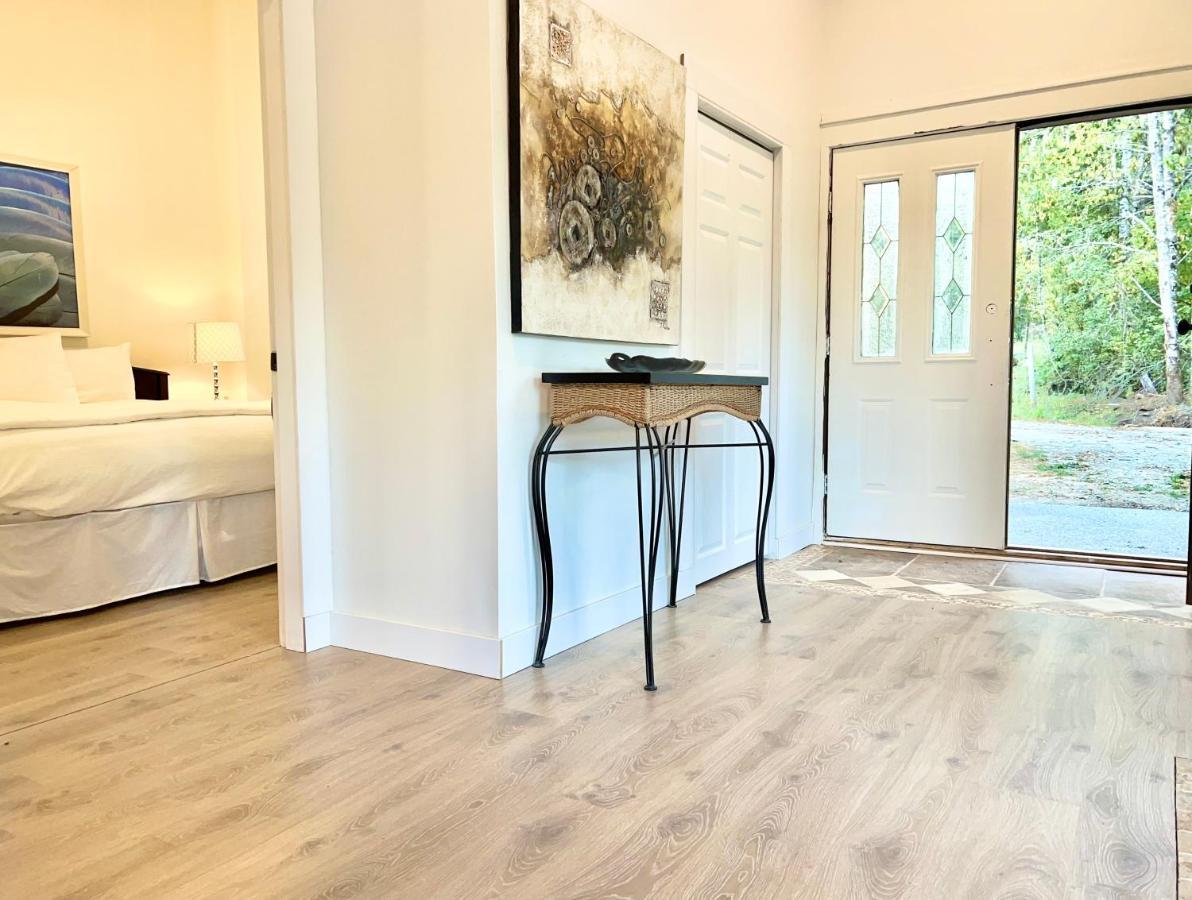 Country Home, Sleeps 6 Pets Friendly Port Alberni Exterior photo